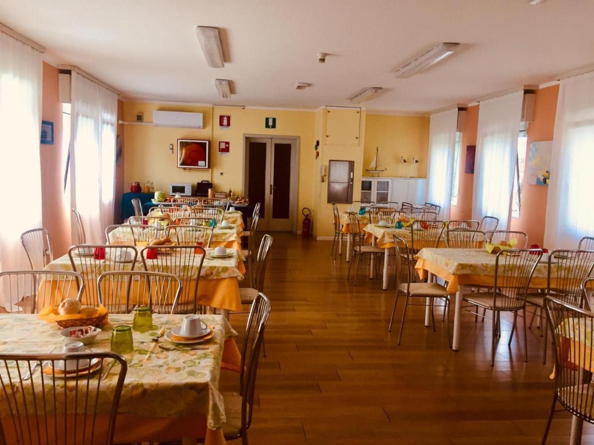 Villa Serena Lignano Sabbiadoro Eksteriør bilde